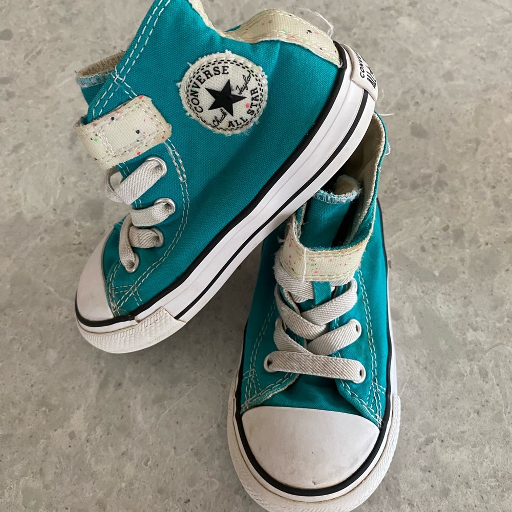 Converse Chuck Taylor All Star High Top Sneakers